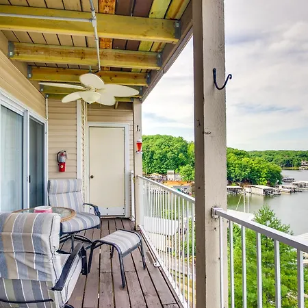 Cozy Lake Ozark Condo Rental With Grill, Pool Access
